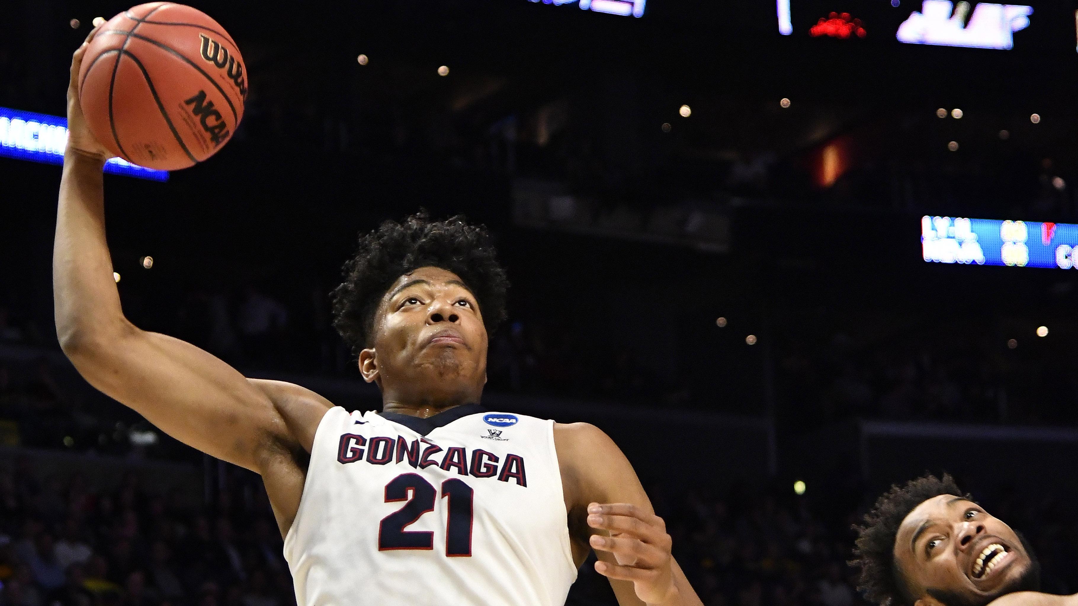 Gonzaga's Rui Hachimura goes to dunk