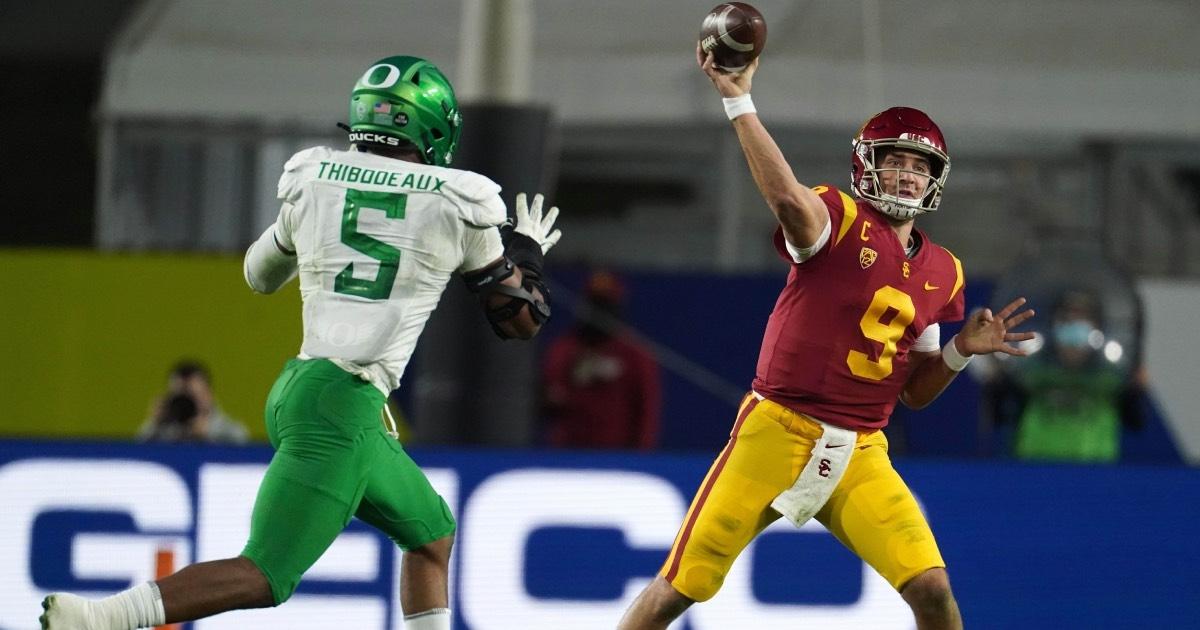 Kedon Slovis helped USC go 5-1 last season.