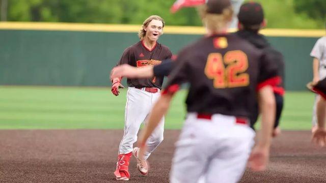 Pittsburg State had a massive series sweep to climb the DII baseball charts.
